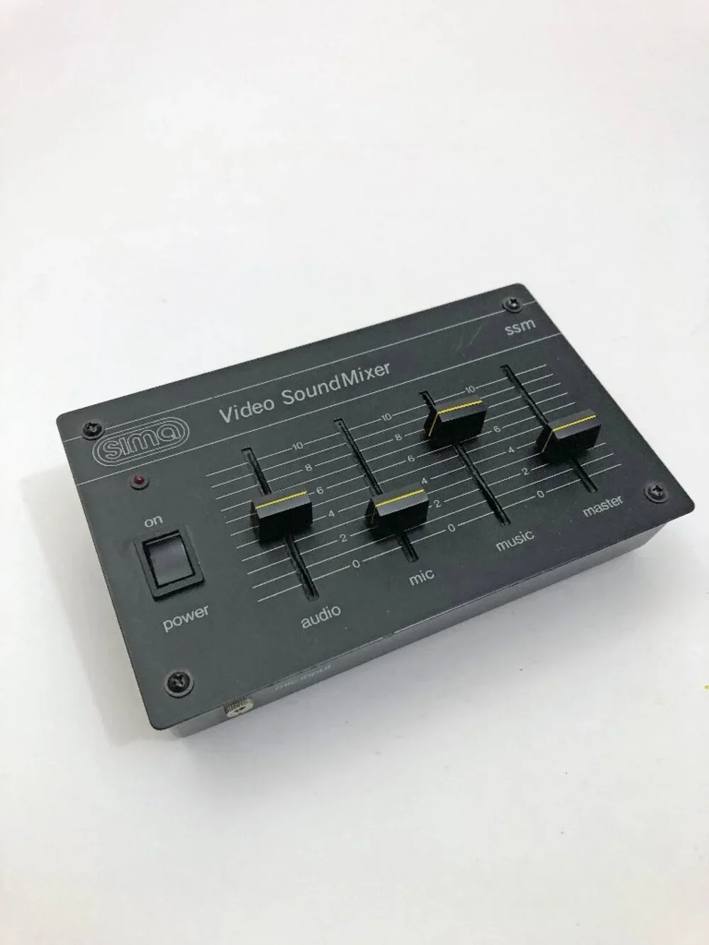 SIMA Video Sound Mixer SSM untested AS-IS Preowned No Cords
